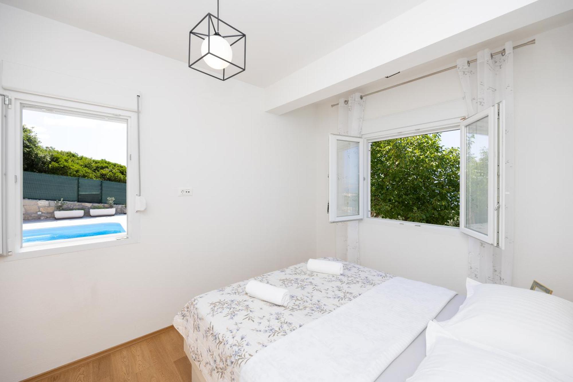 Private Villa Golden Hour With A View Of Split Area Kaštel Sućurac 外观 照片